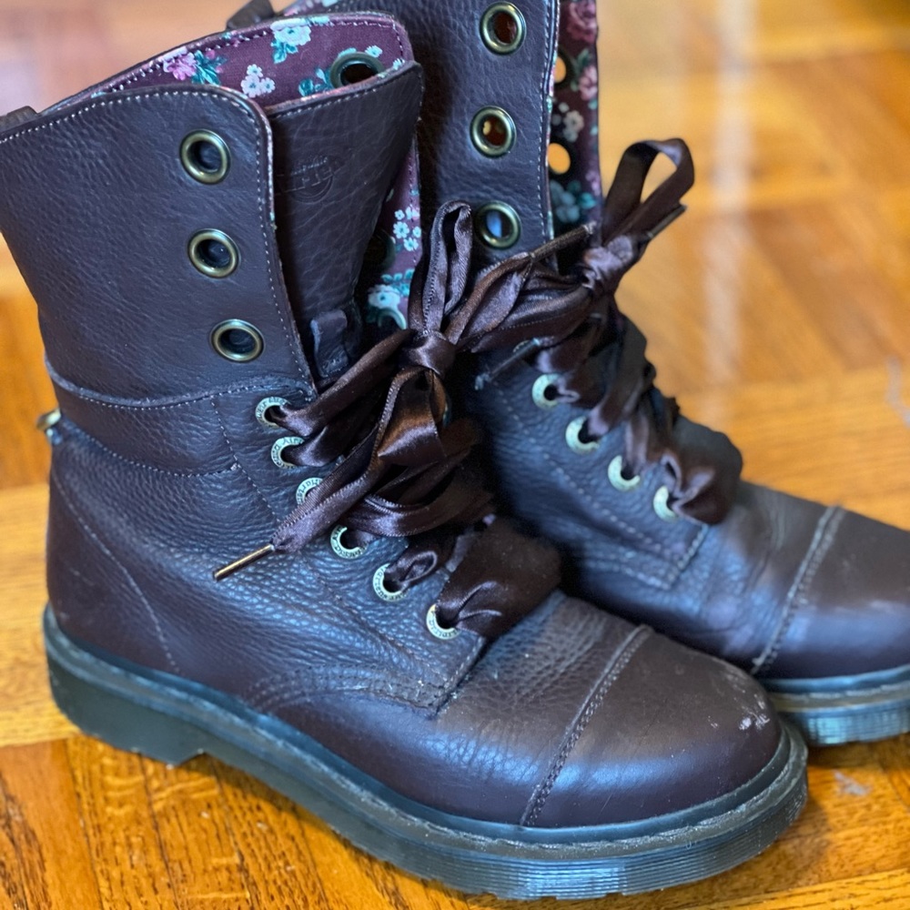 Dr. Martens Aimilita fold-over burgundy boots